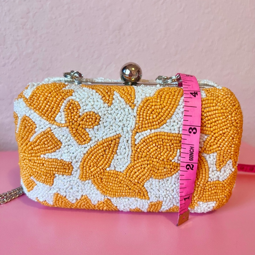 Vacay Darling White and Orange Beaded Clutch - Picture 11 of 14